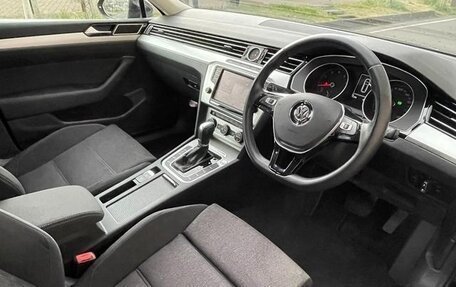 Volkswagen Passat B8 рестайлинг, 2017 год, 1 290 000 рублей, 9 фотография