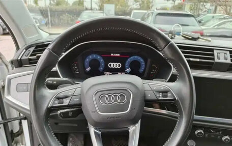 Audi Q3, 2022 год, 2 300 000 рублей, 7 фотография