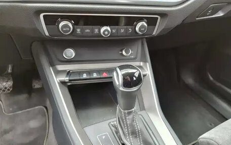 Audi Q3, 2022 год, 2 300 000 рублей, 4 фотография