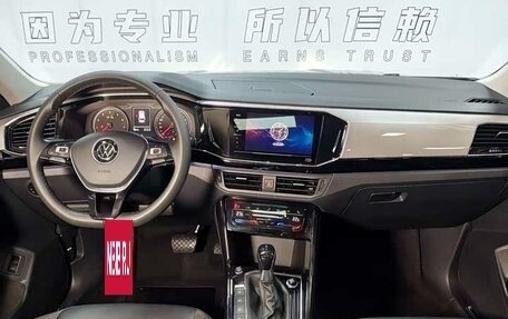 Volkswagen Touran III, 2022 год, 2 430 000 рублей, 11 фотография