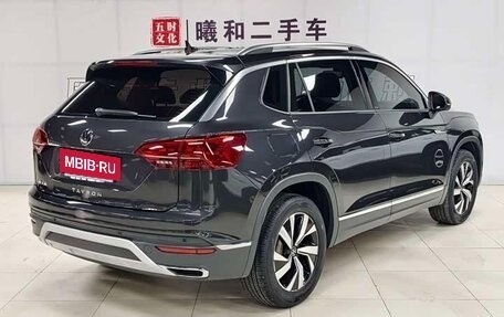 Volkswagen Touran III, 2022 год, 2 430 000 рублей, 6 фотография