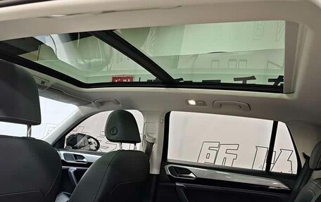 Volkswagen Touran III, 2022 год, 2 430 000 рублей, 16 фотография