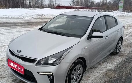 KIA Rio IV, 2018 год, 1 300 000 рублей, 1 фотография