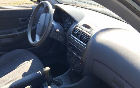 Hyundai Accent II, 2008 год, 650 000 рублей, 3 фотография