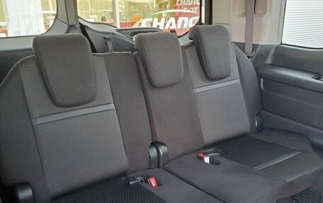 Honda Stepwgn IV, 2018 год, 2 050 000 рублей, 11 фотография