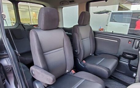 Honda Stepwgn IV, 2018 год, 2 050 000 рублей, 10 фотография