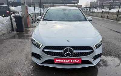 Mercedes-Benz A-Класс, 2021 год, 3 300 000 рублей, 1 фотография