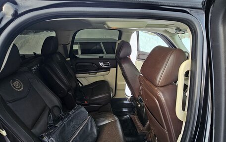 Cadillac Escalade III, 2011 год, 1 800 000 рублей, 6 фотография