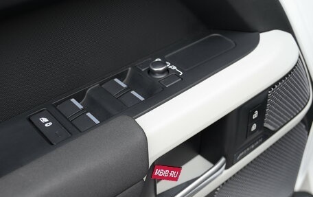 Land Rover Defender II, 2021 год, 6 195 000 рублей, 24 фотография