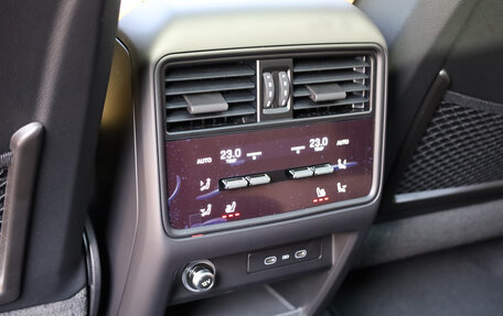 Porsche Cayenne III, 2026 год, 19 190 000 рублей, 25 фотография