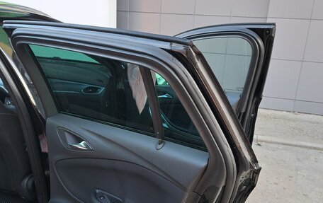 Opel Astra K, 2017 год, 1 400 000 рублей, 17 фотография