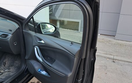 Opel Astra K, 2017 год, 1 400 000 рублей, 25 фотография