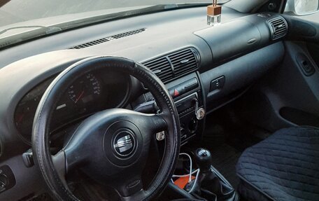 SEAT Toledo III, 2000 год, 215 000 рублей, 2 фотография