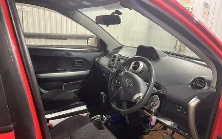 Toyota Ist II, 2002 год, 500 000 рублей, 6 фотография