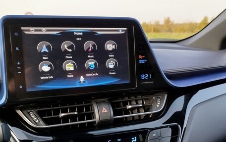 Toyota C-HR I рестайлинг, 2020 год, 3 850 000 рублей, 3 фотография