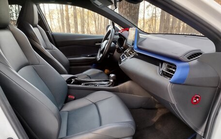 Toyota C-HR I рестайлинг, 2020 год, 3 850 000 рублей, 11 фотография