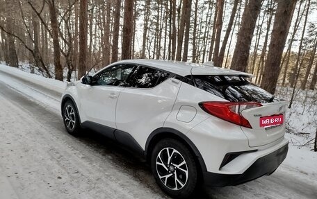 Toyota C-HR I рестайлинг, 2020 год, 3 850 000 рублей, 18 фотография