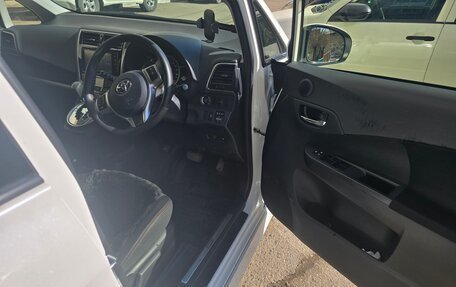 Toyota Ractis II, 2015 год, 1 290 000 рублей, 9 фотография