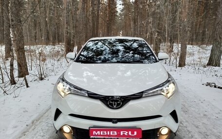 Toyota C-HR I рестайлинг, 2020 год, 3 850 000 рублей, 21 фотография