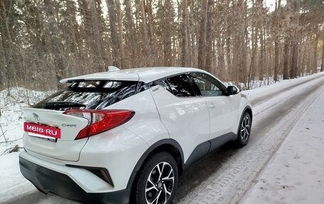 Toyota C-HR I рестайлинг, 2020 год, 3 850 000 рублей, 22 фотография