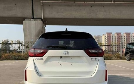 Honda Fit, 2021 год, 1 400 007 рублей, 5 фотография