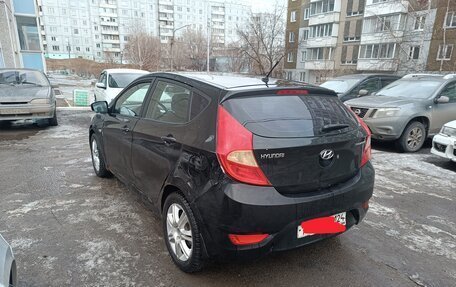 Hyundai Solaris II рестайлинг, 2011 год, 360 000 рублей, 7 фотография