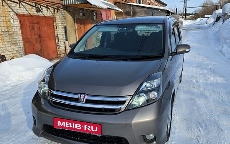 Toyota ISis I, 2010 год, 1 150 000 рублей, 1 фотография