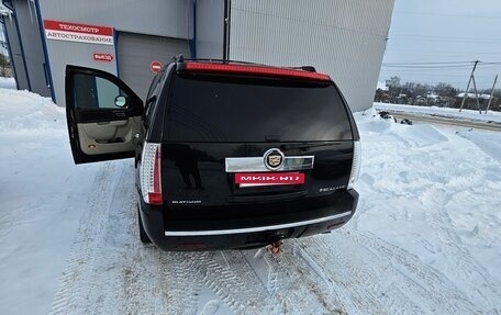 Cadillac Escalade III, 2011 год, 1 800 000 рублей, 4 фотография
