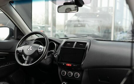 Mitsubishi ASX I рестайлинг, 2011 год, 1 250 000 рублей, 10 фотография
