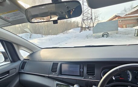 Toyota ISis I, 2010 год, 1 150 000 рублей, 14 фотография