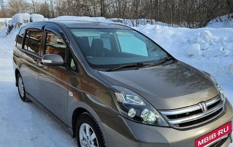 Toyota ISis I, 2010 год, 1 150 000 рублей, 10 фотография