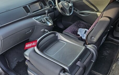 Toyota ISis I, 2010 год, 1 150 000 рублей, 31 фотография