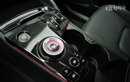 KIA Sportage IV рестайлинг, 2022 год, 2 290 000 рублей, 16 фотография