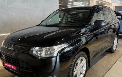 Mitsubishi Outlander III рестайлинг 3, 2013 год, 1 299 000 рублей, 1 фотография
