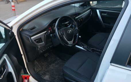 Toyota Corolla, 2013 год, 1 350 000 рублей, 10 фотография