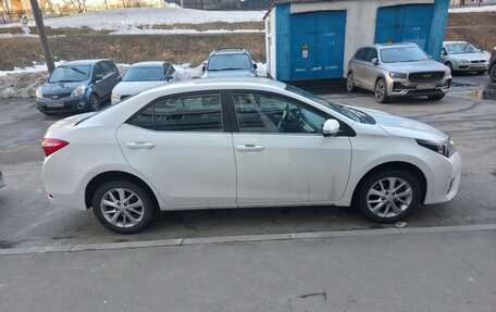 Toyota Corolla, 2013 год, 1 350 000 рублей, 5 фотография