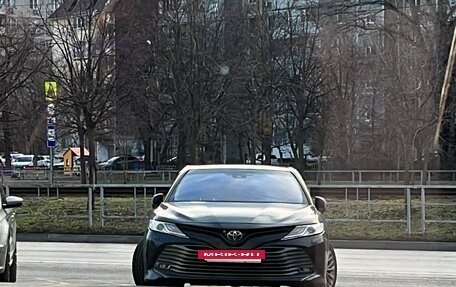 Toyota Camry, 2019 год, 4 000 000 рублей, 21 фотография