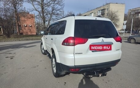 Mitsubishi Pajero Sport II рестайлинг, 2015 год, 1 850 000 рублей, 4 фотография