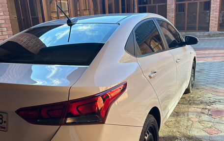 Hyundai Solaris II рестайлинг, 2020 год, 1 500 000 рублей, 6 фотография