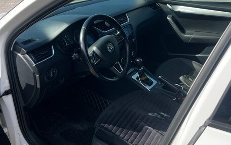 Skoda Octavia, 2017 год, 1 890 000 рублей, 8 фотография