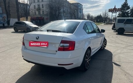 Skoda Octavia, 2017 год, 1 890 000 рублей, 4 фотография