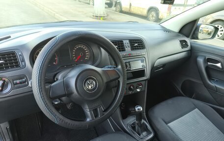 Volkswagen Polo VI (EU Market), 2012 год, 670 000 рублей, 11 фотография