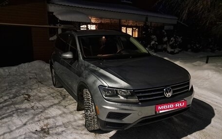 Volkswagen Tiguan II, 2019 год, 2 499 000 рублей, 8 фотография