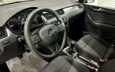 Skoda Rapid I, 2019 год, 1 300 000 рублей, 10 фотография