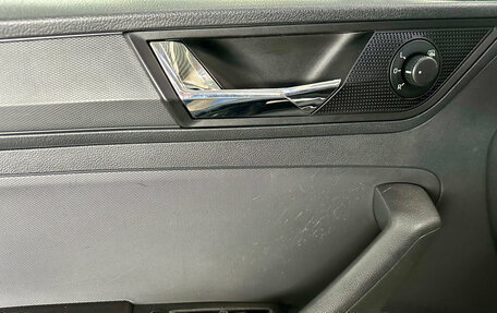 Skoda Rapid I, 2019 год, 1 300 000 рублей, 13 фотография