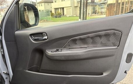 Nissan NV350 Caravan I, 2021 год, 3 480 000 рублей, 12 фотография
