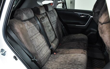 Toyota RAV4, 2020 год, 3 699 000 рублей, 9 фотография