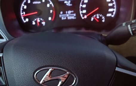 Hyundai Solaris II рестайлинг, 2021 год, 1 500 000 рублей, 3 фотография