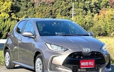Toyota Yaris, 2022 год, 989 000 рублей, 1 фотография