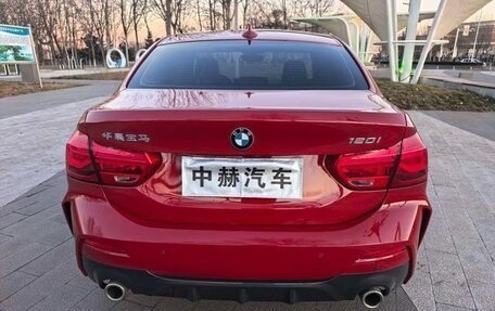 BMW 1 серия, 2021 год, 1 800 000 рублей, 5 фотография